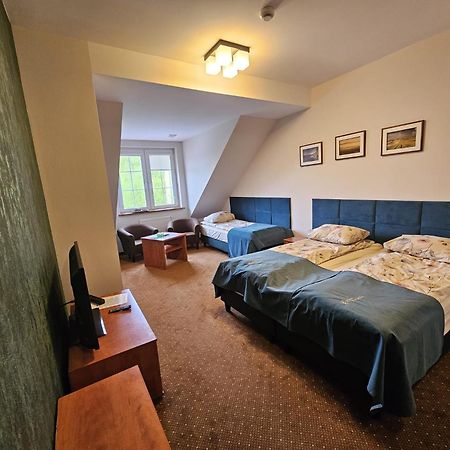Pensjonat Lesny Dworek Spa & Garden Uzdrowisko Wsrod Natury Cisów Exteriör bild