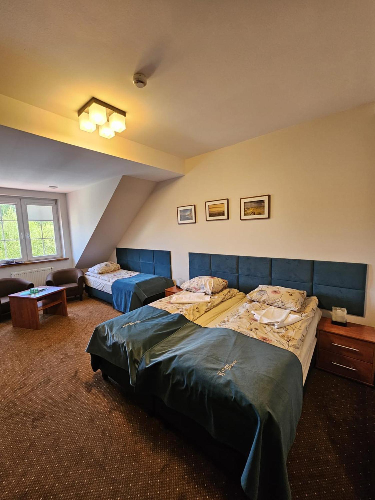 Pensjonat Lesny Dworek Spa & Garden Uzdrowisko Wsrod Natury Cisów Exteriör bild